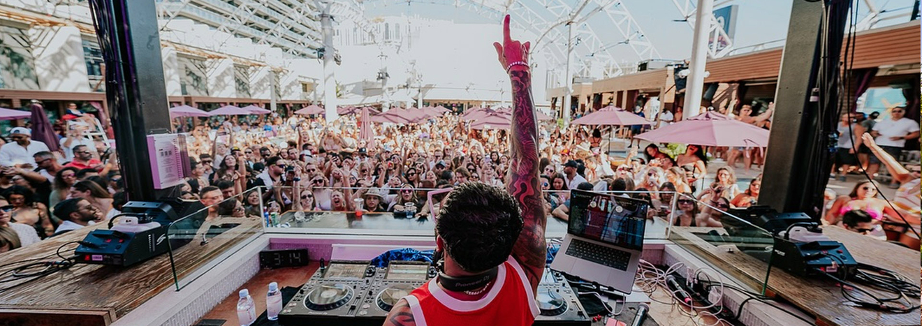Marquee Dayclub Las Vegas DJ Pauly D DJ Booth